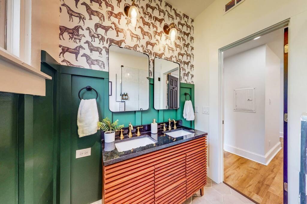 Luxury 8 Bed/4 Ba Nulu Home Private Yard/Parking Louisville Ngoại thất bức ảnh