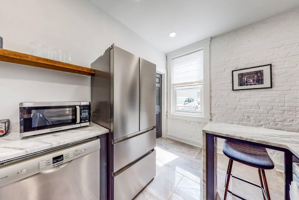 Luxury 8 Bed/4 Ba Nulu Home Private Yard/Parking Louisville Ngoại thất bức ảnh